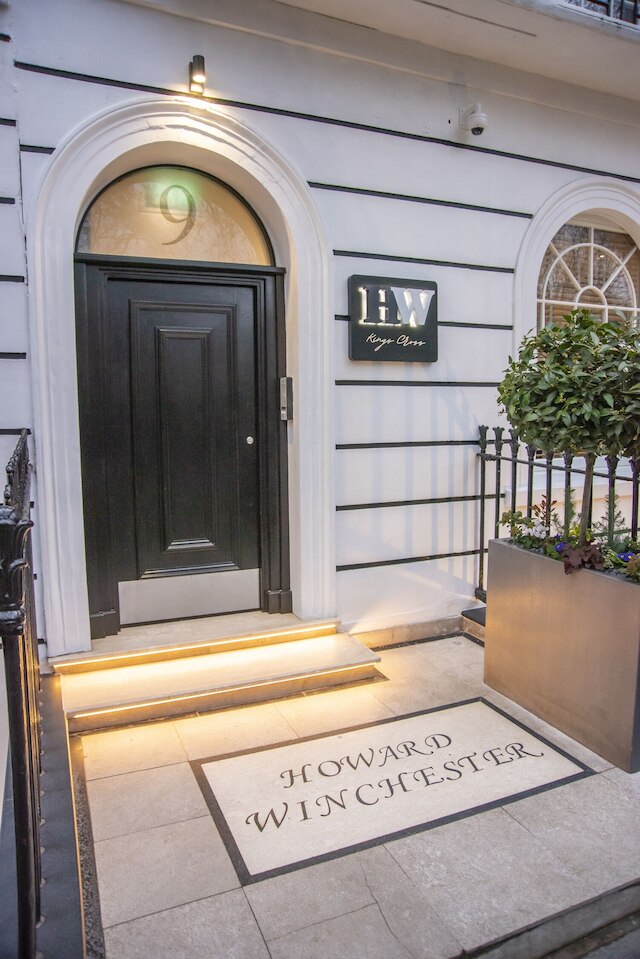 ハワード ウィンチェスター ホテル