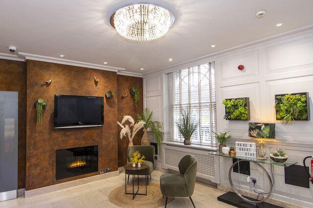 ハワード ウィンチェスター ホテル