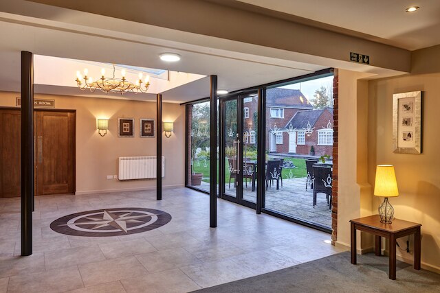 キングス コート ホテル, BW シグネチャー コレクション