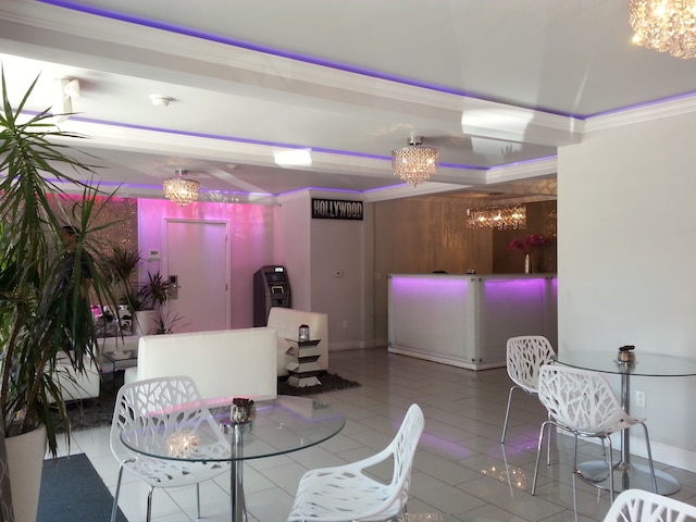 ハリウッド ブイアイピー ホテル