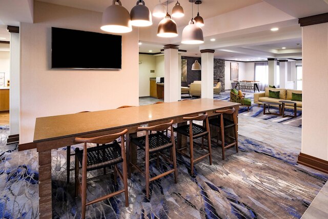 フェアフィールド イン & スイーツ バイ マリオット エリザベスタウン