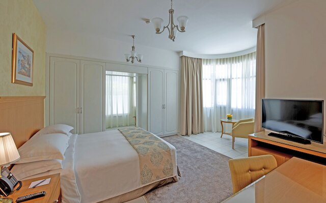 スイスオテル アル ムルージュ ドバイ