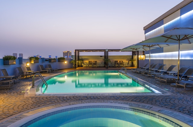 コーラル ドバイ デイラ ホテル