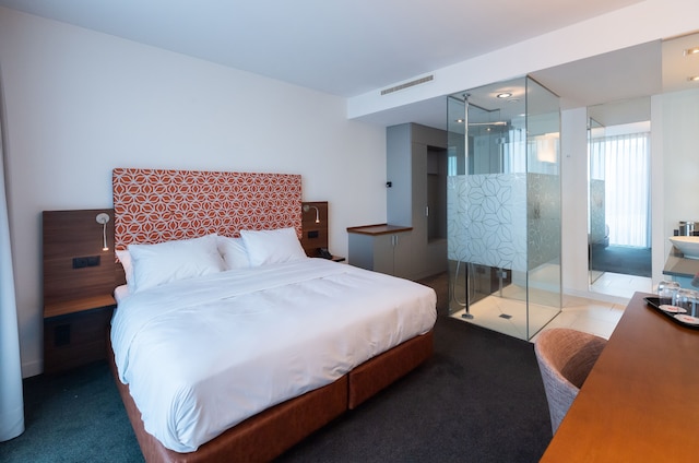 ダブルツリー バイ ヒルトン フランクフルト ニーデーラート