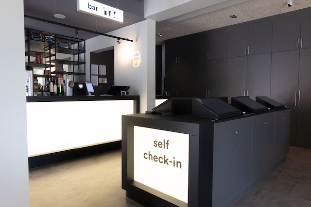 A&O ミュンヘン ハッカーブリュッケ