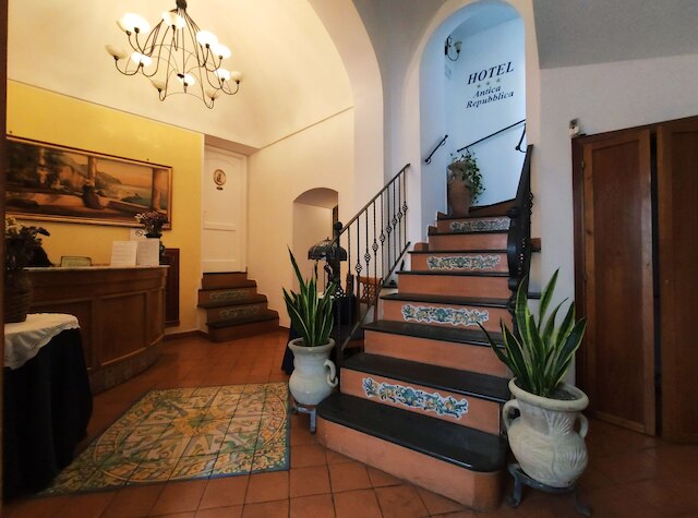 ホテル アンティカ レプッブリカ