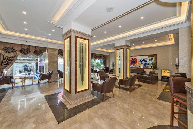 グロリアス ホテル