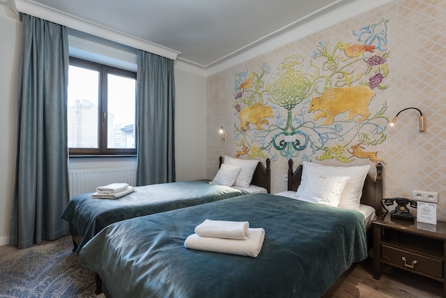 ホテル エスター