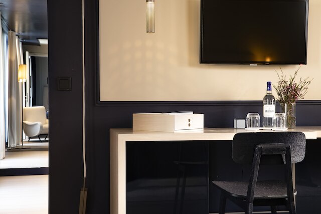 オテル・デ・ネル