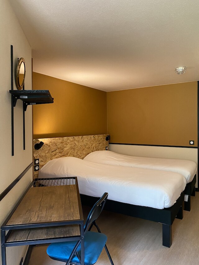 グリート  ホテル ヴィルヌーヴ ラ ガレンヌ