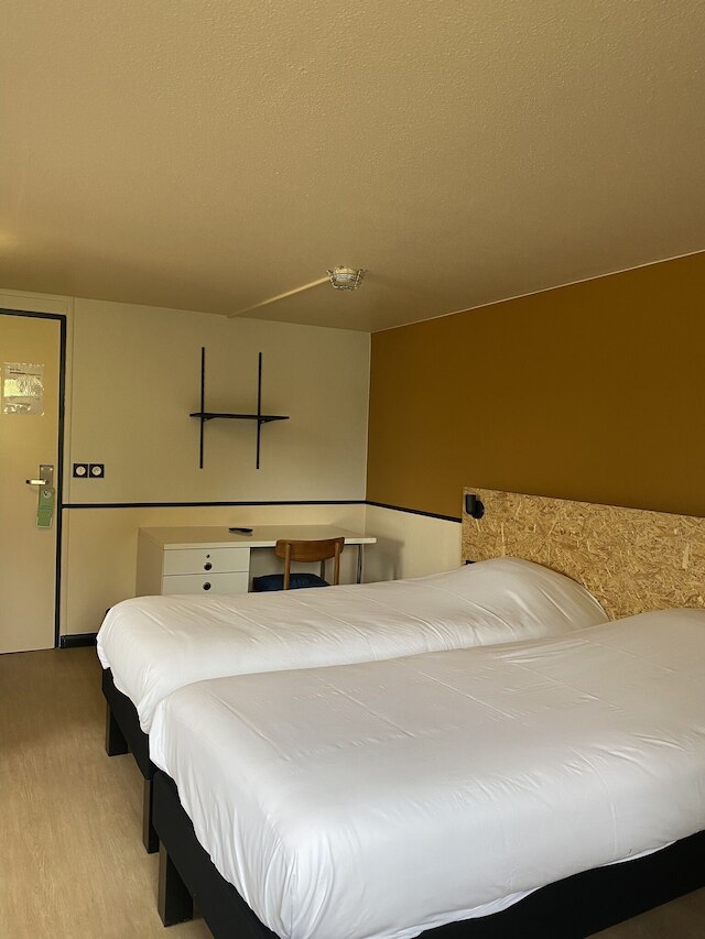 グリート  ホテル ヴィルヌーヴ ラ ガレンヌ