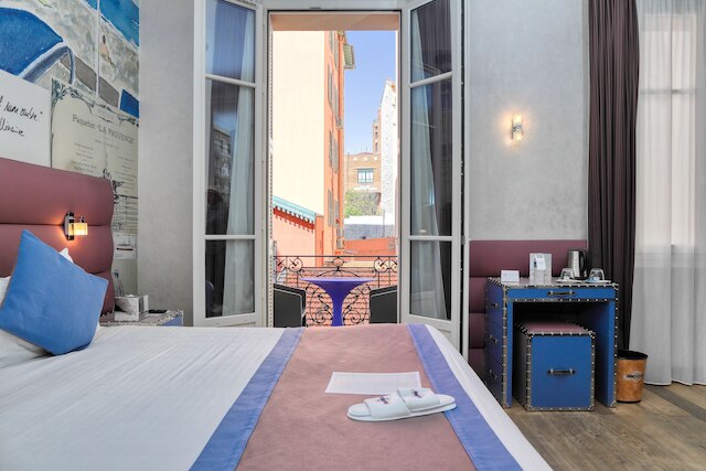 ホテル エクセルシオール バイ ハッピーカルチャー