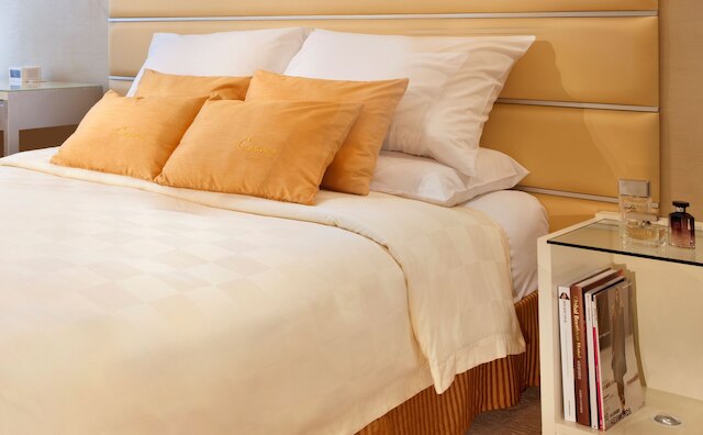 コスモ ホテル 香港 (香港麗悦酒店)