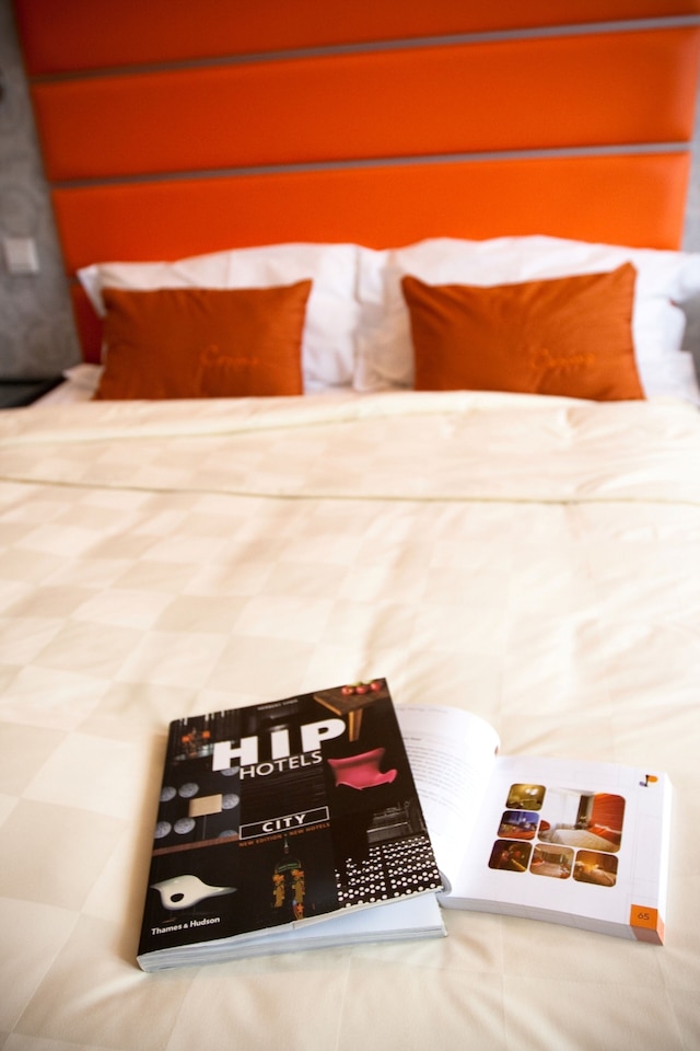 コスモ ホテル 香港 (香港麗悦酒店)