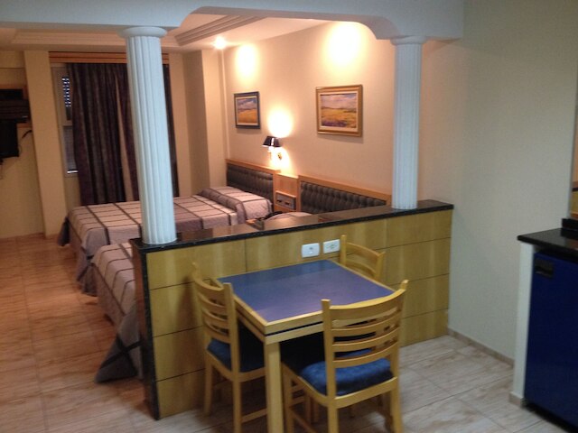 ホテル コロンビア