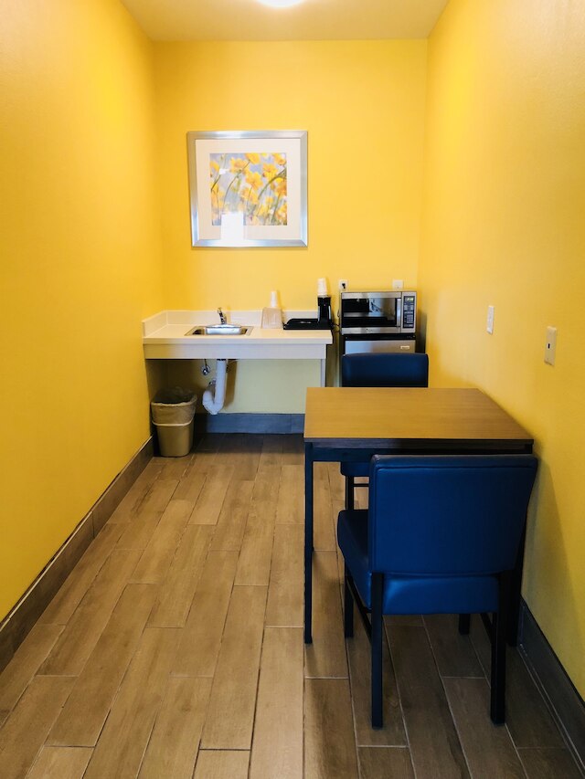 デイズ イン バイ ウィンダム ポート アランサス テキサス