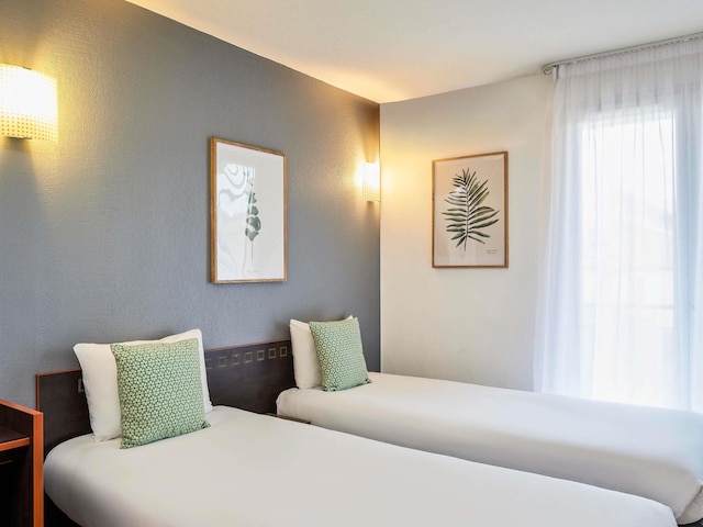 アパートホテル アダジオ アクセス ニース ガリバルディ