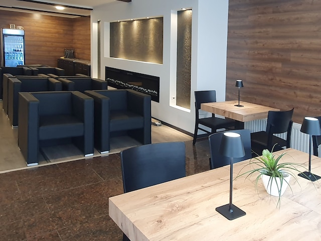 ラインメトロポーレ・ホテル