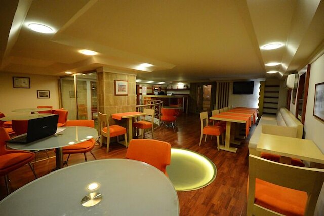 アンザック ホテル