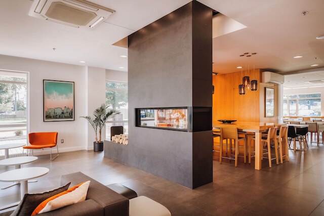 オテル ル ドーフィン モントリオール ロンゲール