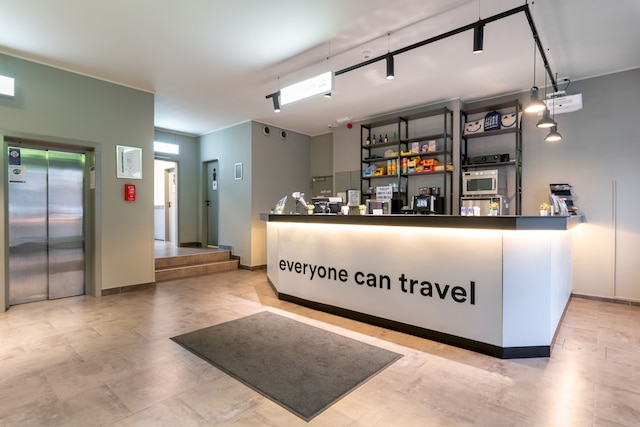 A&O ハンブルグ ハマー キルシェ