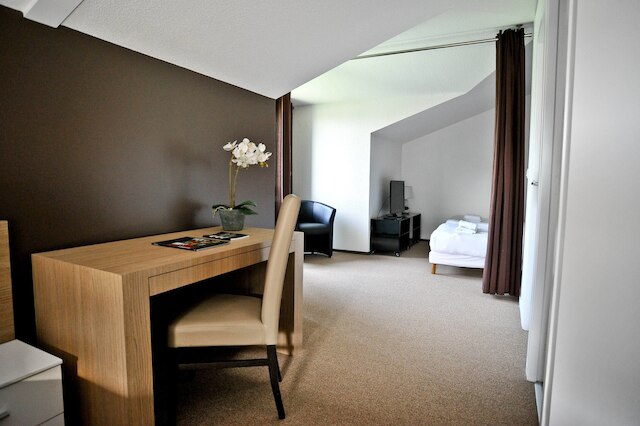 オテル ロリーク