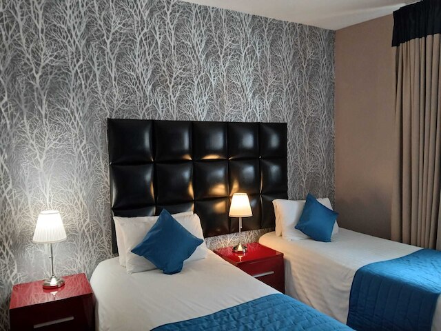 ザ ロイヤル ホテル カーディフ