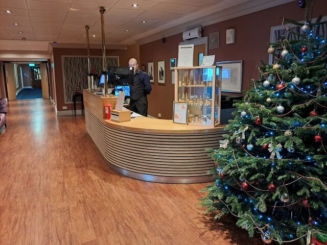 ザ ロイヤル ホテル カーディフ