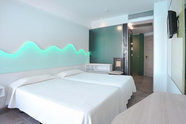 カクタス オテル ベニカクタス