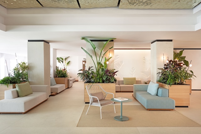 ホテル デルフィノ タラント