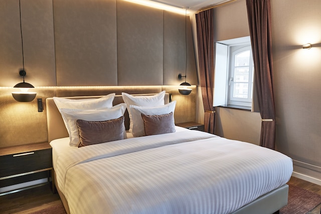 シュタイゲンベルガー ホテル ド サクス