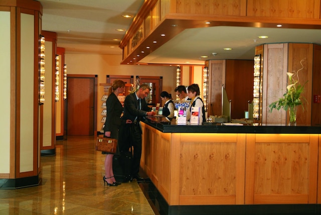 マリティム ホテル & インターナツィオナーレス コングレス センター ドレスデン