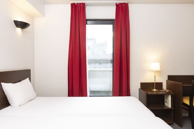 アパートスタイルホテル アダージョ アクセス ラ デファンス レオナール ドゥ ヴィンチ