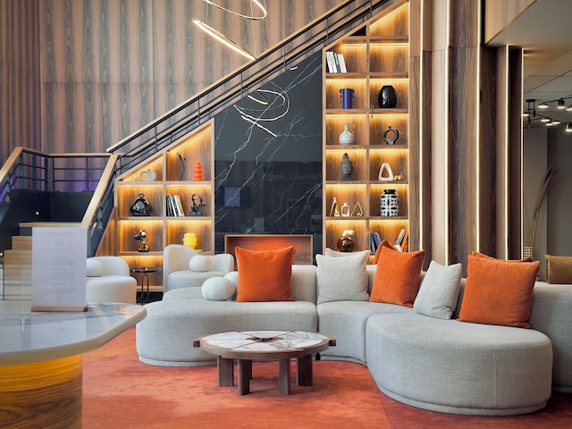 ゴールデン チューリップ ヴィルパント ロワシー パルク デ ゼクスポジション