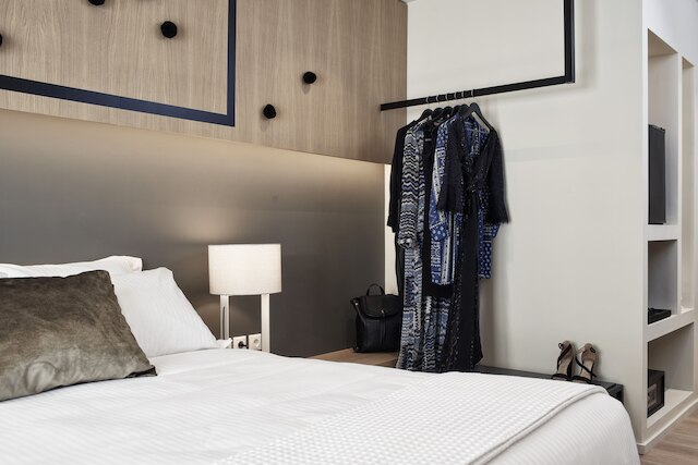 アーバン フレーム プラカ