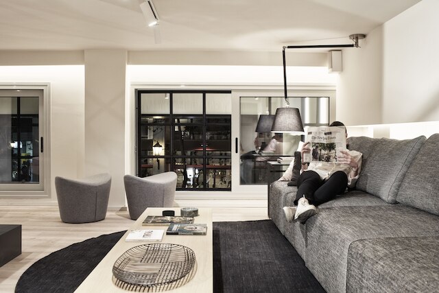 アーバン フレーム プラカ