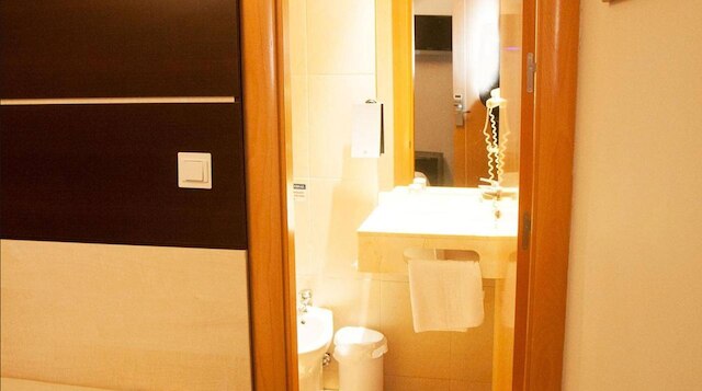 ユニバーサル ホテル