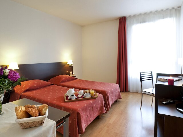 アパートスタイルホテル アダージョ アクセス パリ ヴァンヴ ポルト ドゥ シャティヨン