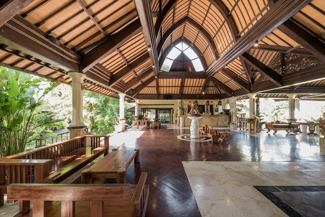 ホテル ヴィラ ルンブン