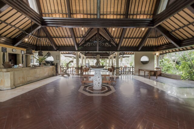 ホテル ヴィラ ルンブン