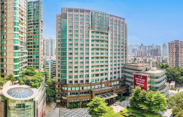 広州グランド インターナショナル ホテル (広州嘉逸国際酒店)