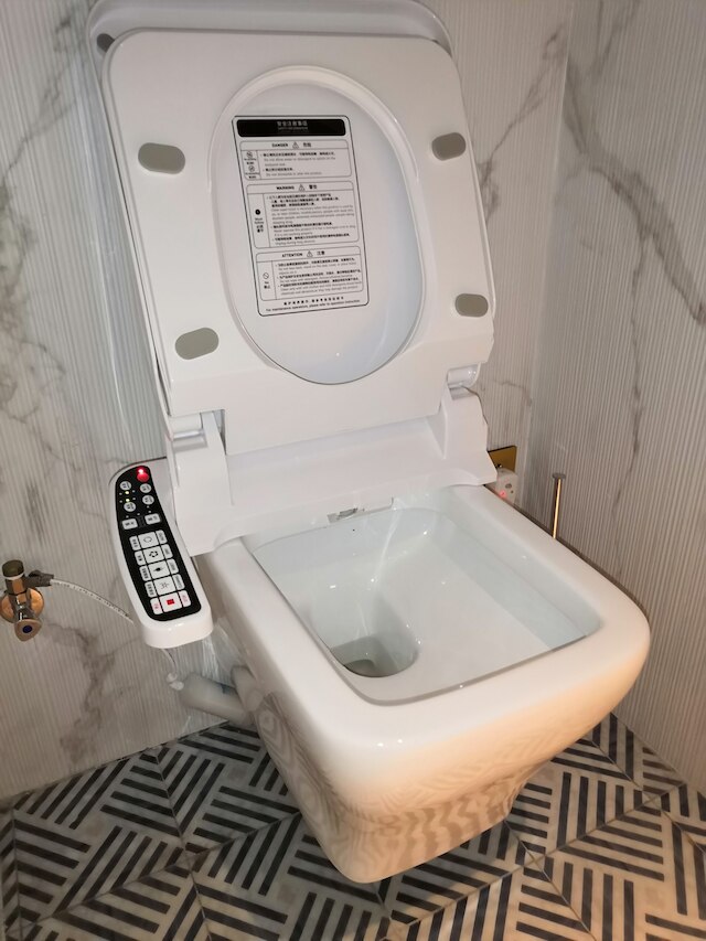 ジンジャン メトロポロ ホア ティン ゲスト ハウス (江都城酒店上海徐家汇南华亭宾馆)