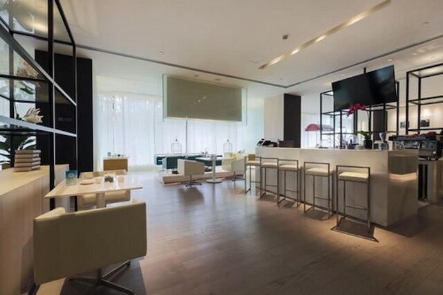 ジンジャン メトロポロ ホア ティン ゲスト ハウス (江都城酒店上海徐家汇南华亭宾馆)