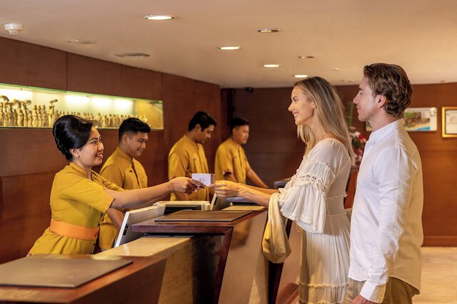 プラマ サヌール ビーチ バリ