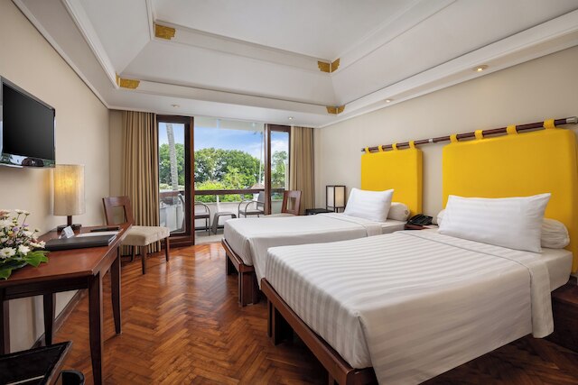 プラマ サヌール ビーチ バリ