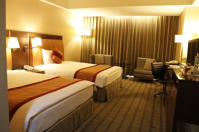 エバーグリーン プラザ ホテル 台南 (台糖長榮酒店)