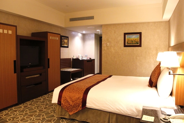 エバーグリーン プラザ ホテル 台南 (台糖長榮酒店)