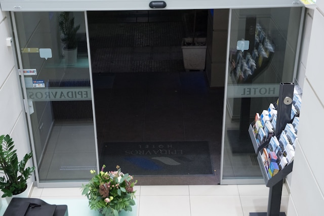 エピダウルス ホテル