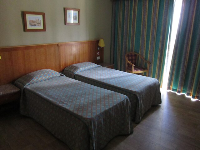 トパーズ ホテル