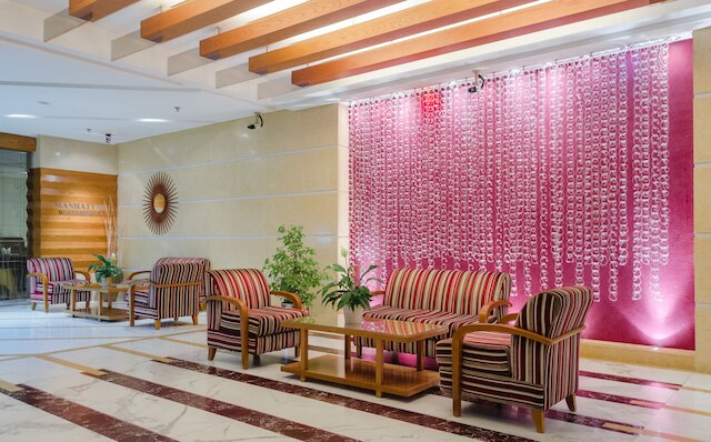 アベニュー ホテル